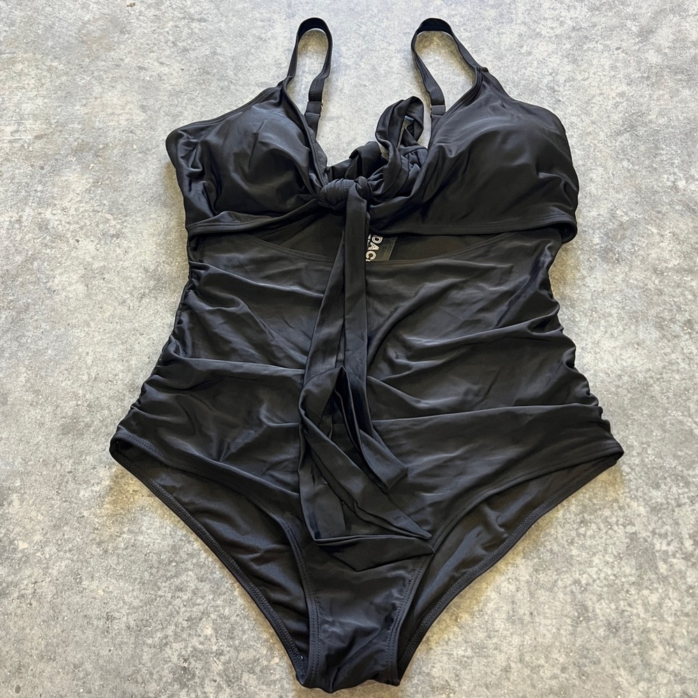 Daci Womens black one piece swim suit plus size 16w New with tags